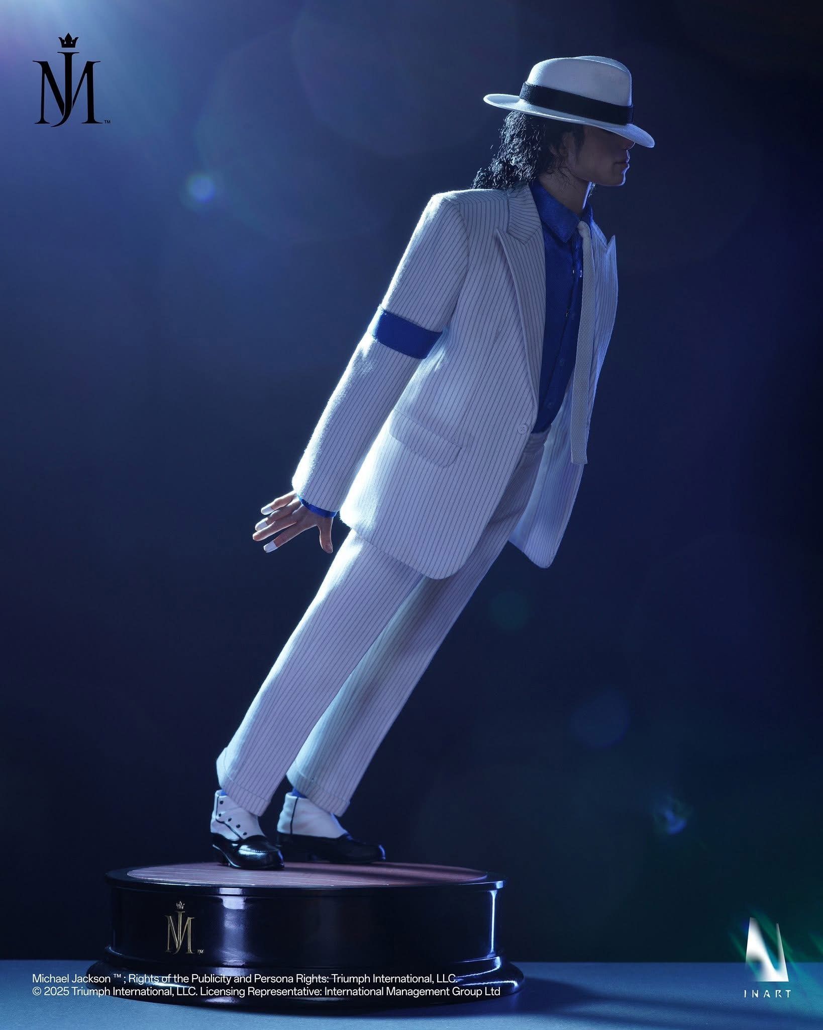  Mô hình Michael Jackson vua nhạc pop tỷ lệ 1:6 Inart studio. 