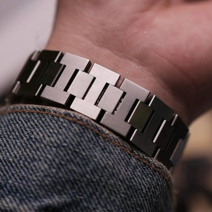  VINTAGE PASHA DE CARTIER C AUTOMATIC BLACK DIAL – REF. 2324 