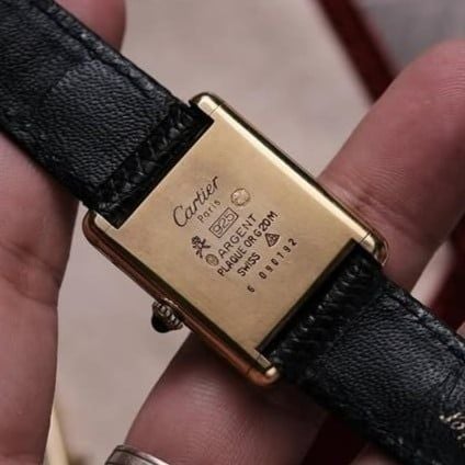  VINTAGE 1970’S MUST DE CARTIER TANK BLUE LACQUER DIAL – REF. 6 