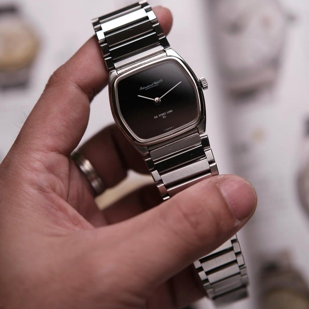  RARE VINTAGE 1970'S IWC DA VINCI LINE SL INTEGRATED BRACELET in BLACK 