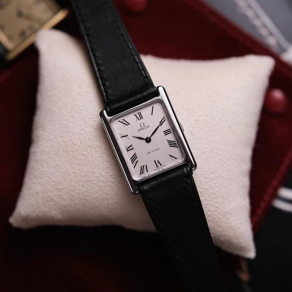  From 1970 Vintage Omega De Ville White Roman Tank Ref. 511.0404 