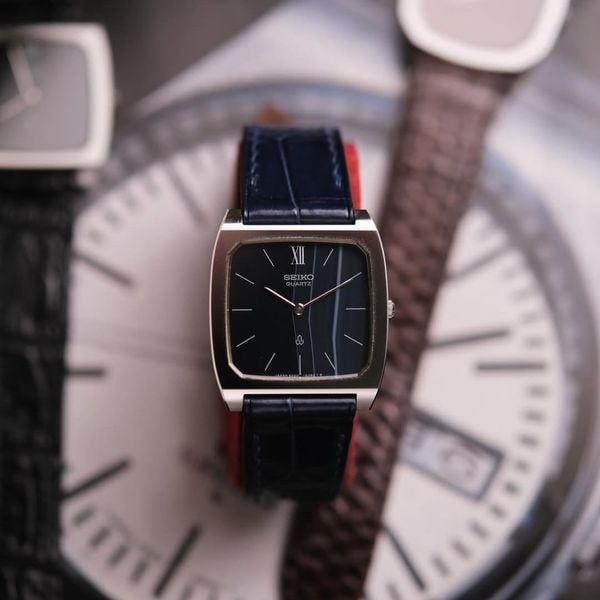  From 1979 Seiko Quartz Ref.6020-5280 Blue Sardonyx Dial 