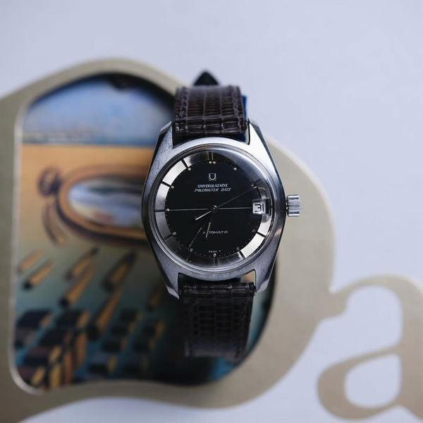  VINTAGE 1960'S UNIVERSAL GENEVE GILT SHADOW UNTRA SLIM Ref 566101 