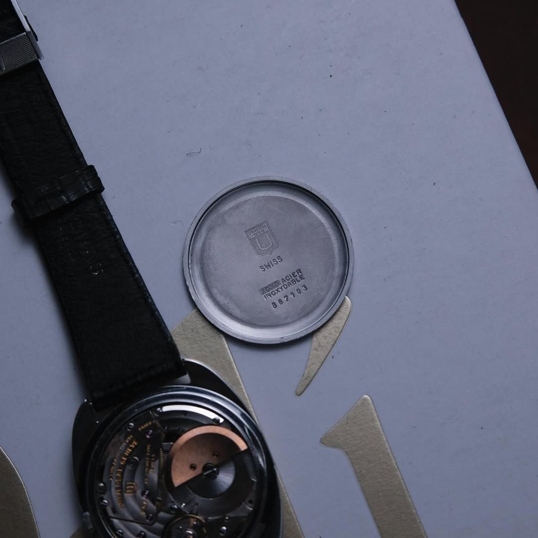  VINTAGE 1960'S UNIVERSAL GENÉVE Ref 867103 