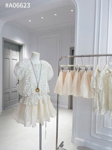 SET ÁO NUDE REN HOA CỔ SEN BO EO RÚT + CHÂN VÁY XOÈ