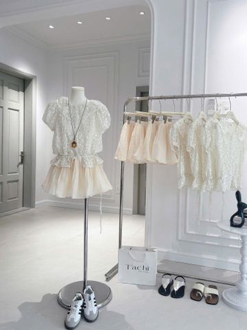 SET ÁO NUDE REN HOA CỔ SEN BO EO RÚT + CHÂN VÁY XOÈ