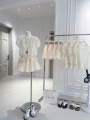 SET ÁO NUDE REN HOA CỔ SEN BO EO RÚT + CHÂN VÁY XOÈ