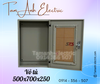 Vỏ tủ điện 400x600x200 với tấm gá lắp thiết bị và cửa mica quan sát
