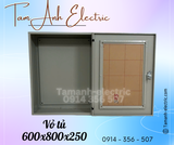  Vỏ tủ điện 600x800x250 có mặt mica cho hệ thống điện mặt trời Solar 