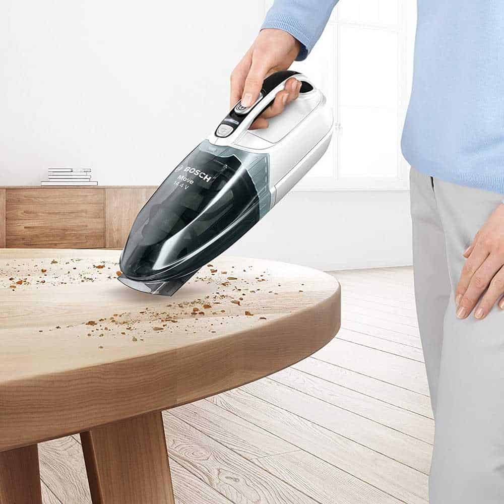 Máy hút bụi Bosch BHN14N Cầm Tay trong không gian sống