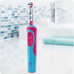 Bàn Chải Điện Trẻ Em Oral-B Stages Power Frozen 5+ ảnh 2