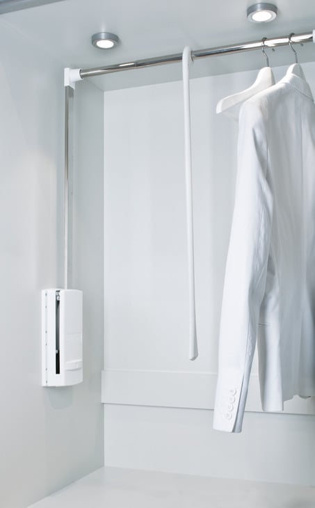 Tay nâng treo quần áo tải trọng 10kg Hafele 805.20.557 - Lắp đặt tay nâng tủ áo 805.20.557 đúng cách Tay nâng treo quần áo tải trọng 10kg Hafele 805.20.557 - Lắp đặt tay nâng tủ áo 805.20.557 đúng cách