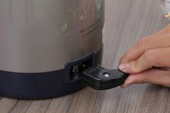 Bình thủy điện Sharp KP-30STV ảnh 6