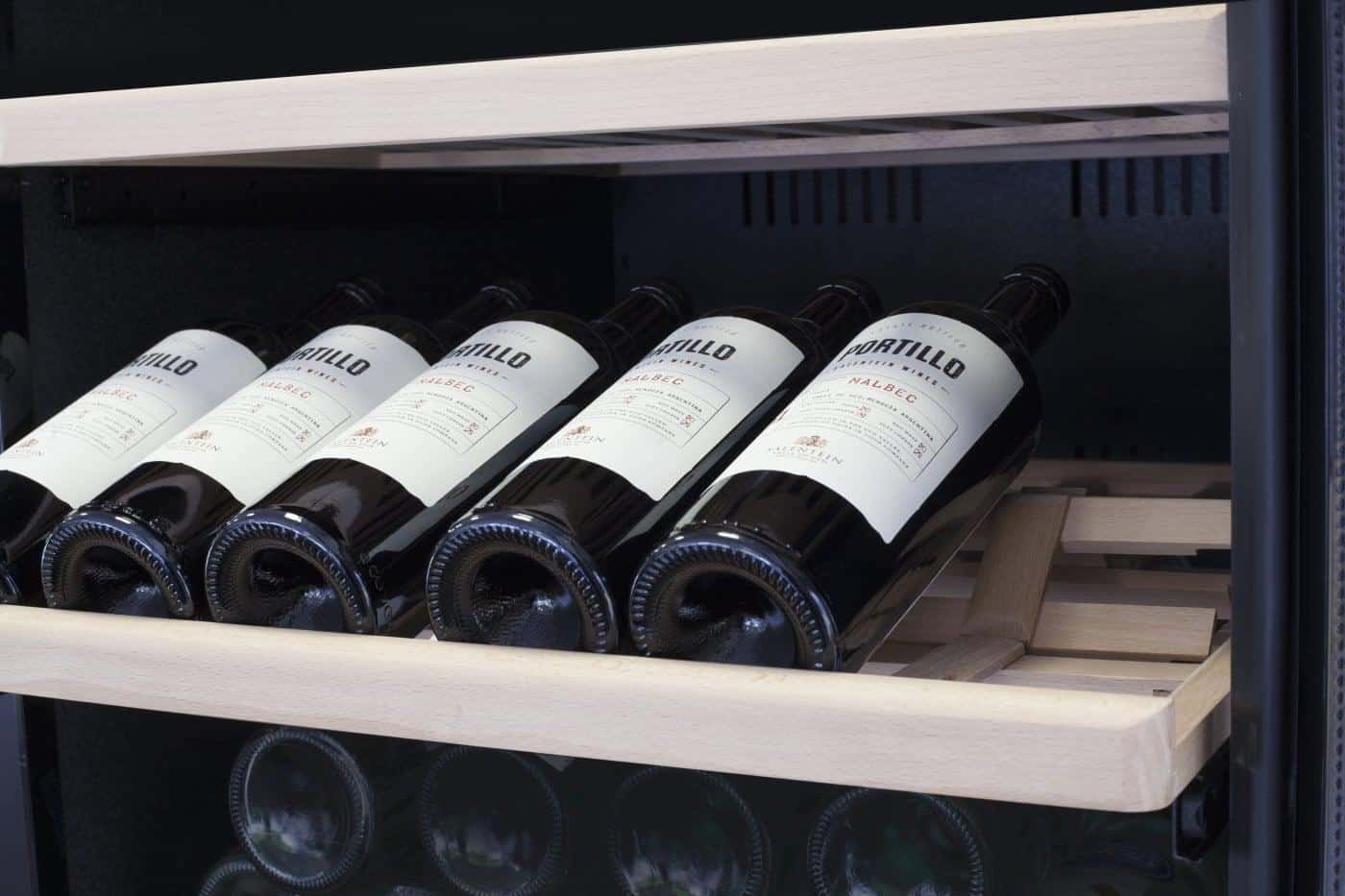 Tủ Bảo Quản Rượu Vang Caso WineChef Pro – 180 Chai – ảnh 8