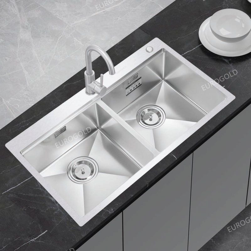 Chậu rửa bát Eurogold EUC28250GA - 820x500x230mm