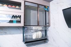 Giá bát đĩa nâng hạ điện thông minh nan Oval GrandX XL.80EM1 ảnh 2