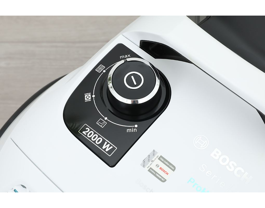 Máy hút bụi Bosch BGS21WHYG dạng hộp – ảnh 1