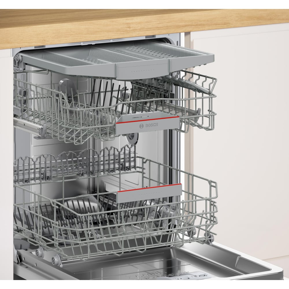 Máy rửa chén Bosch SMV6YCX02E âm tủ Series 6 trong không gian sống