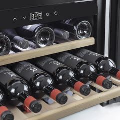 Tủ bảo quản rượu vang Caso 627 WineSafe 18 chai âm tủ ảnh 6