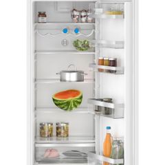 Tủ lạnh Bosch KIR81ADD0 âm tủ 310 lít Series 6 trong không gian sống