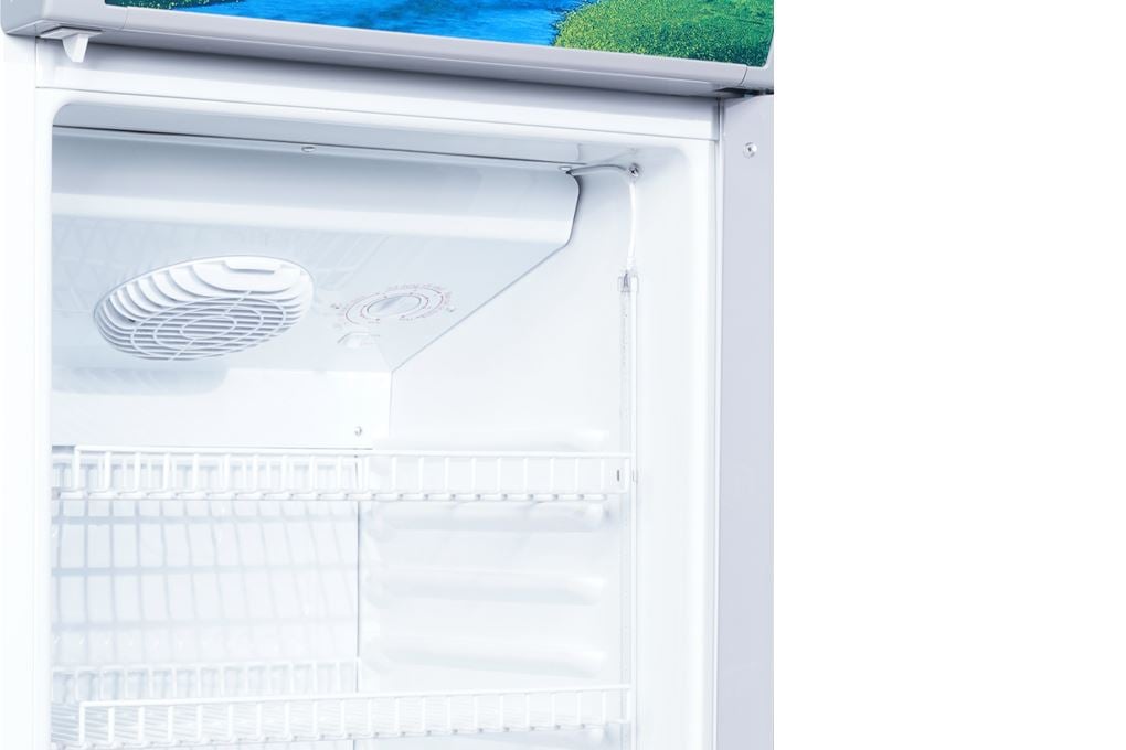 Tủ mát Sanaky VH-408KL - bên trong Tủ mát Sanaky VH-408KL - bên trong