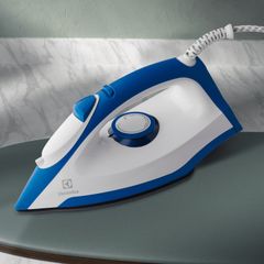 Bàn ủi EasyLine Electrolux EDI2004 ảnh 3