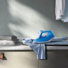 Bàn ủi hơi nước EasyLine Electrolux ESI4017 ảnh 4