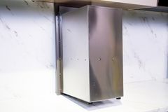 Thùng gạo mặt kính nút nhấn GrandX XR.G302B ảnh 5