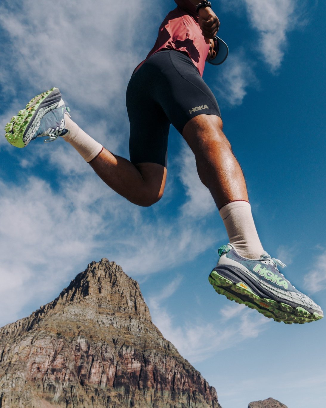 Thiết kế upper mới của Hoka Speedgoat 6