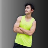  Áo thun thể thao chạy bộ nam MOTIVE Men Simple Color Singlet - Màu xanh Neon 