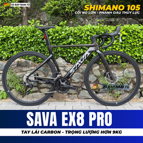  Xe Đạp Đua SAVA EX8 PRO 2026 - Khung Nhôm Cao Cấp hơn 9kg, Shimano 105 R7100, Phanh Dầu Thủy Lực 