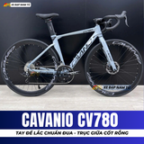  XE ĐẠP ĐUA CAVANIO CV780 TRỤC GIỮA CỐT RỖNG, CỐI NỔ LỚN, KHUNG NHÔM KHÔNG MỐI HÀN 