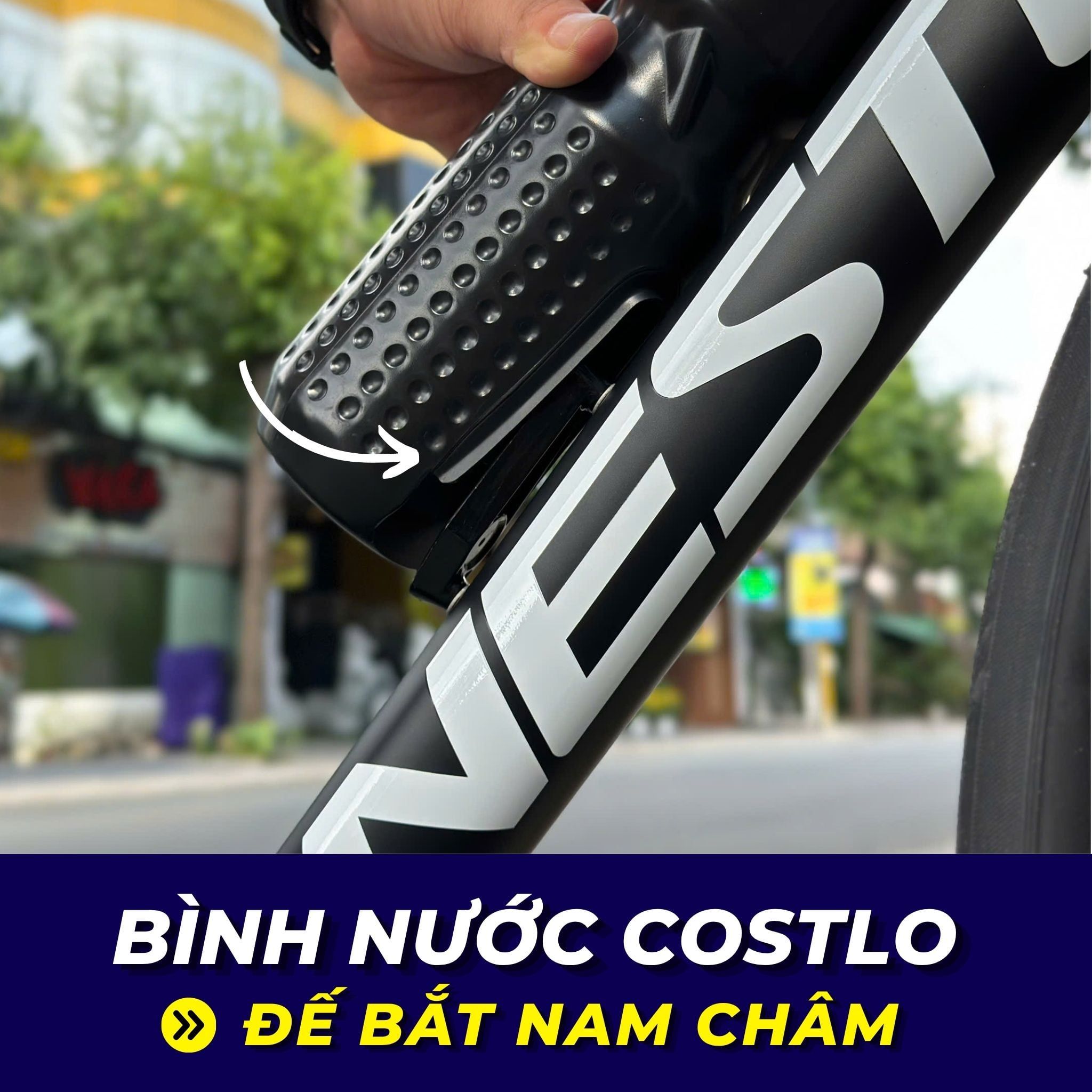  BÌNH NƯỚC XE ĐẠP CÓ ĐẾ BẮT NAM CHÂM HIỆU COSTLO 