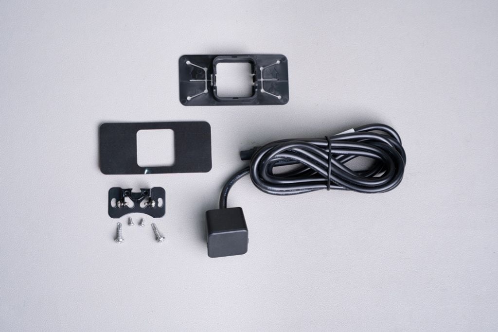 Cảm biến cảnh báo điểm mù công nghệ 1 Radar tín hiệu trên gương chiếu hậu SBS-MT PRO V2