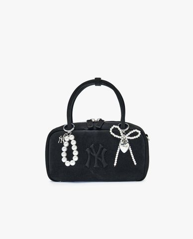  MLB - Women Pearl Ribbon Heart Keychain 