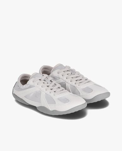  FILA - Women Glio Low Top Sneakers 