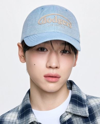  MLB - Unisex Vintage Denim Curve Logo Baseball Cap 