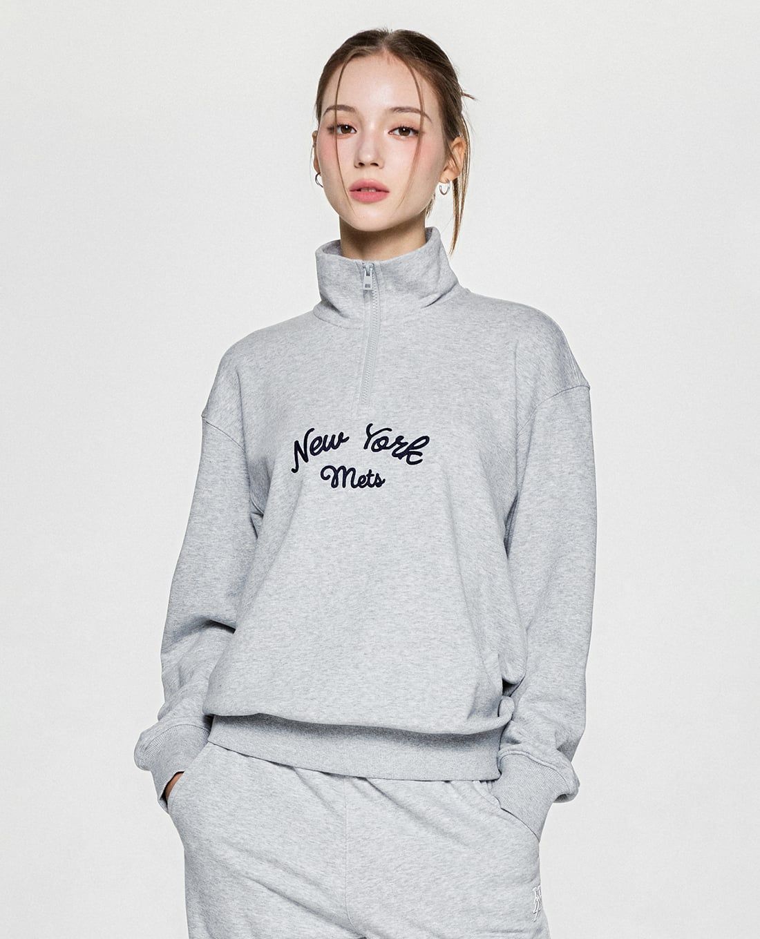 MLB - Unisex Basic Lettering Sweatshirt