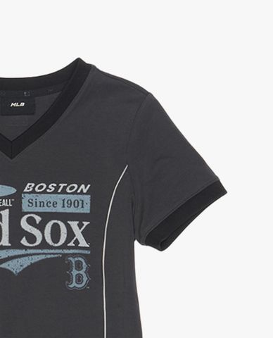  MLB - Áo croptop nữ cổ V tay ngắn Varsity 
