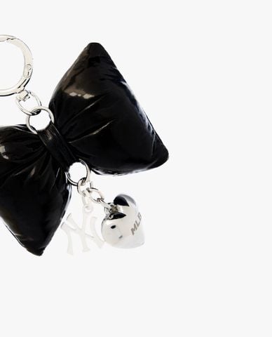  MLB - Women Heart Keychain 