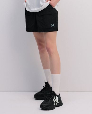  MLB - Unisex Wide-Leg Elastic Waist Shorts Varsity Basic Nylon 