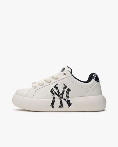  MLB - Unisex Low-Top Sneakers Chunky Classic Base Heel Monogram 