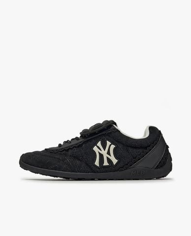  MLB - Women Sleek Lace Low Top Sneakers 