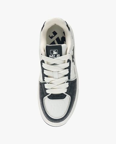  MLB - Unisex Chunky Liner Embo Monogram Low-Top Sneakers 