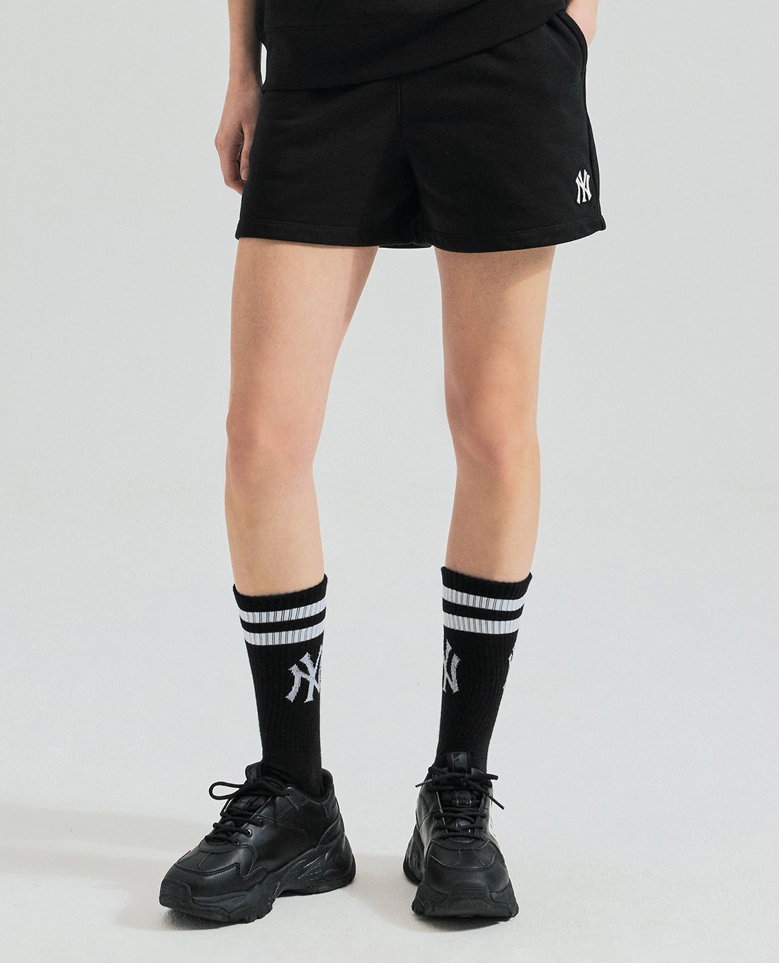 MLB - Women's Elastic Waist Logo Shorts