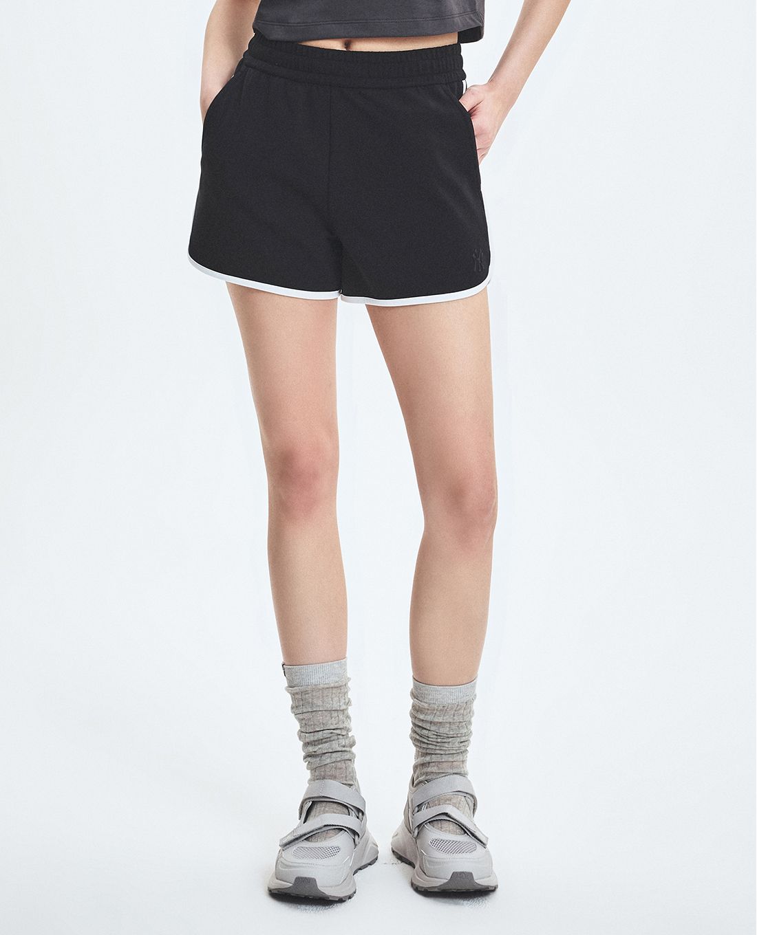 MLB - Women's Basic Dolphin Elastic Waist Shorts