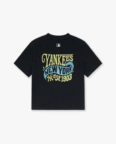  MLB – Women’s Summer Vintage Short-Sleeve Crew Neck Cropped Top 