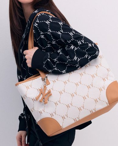  MLB - Diamond Monogram Jacquard Unisex Tote Bag 