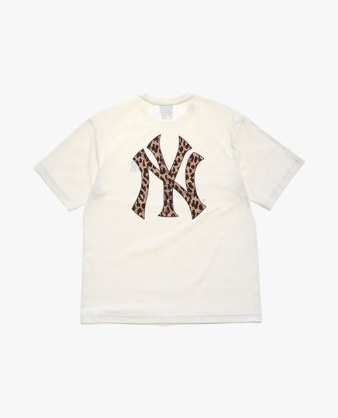  MLB - Unisex Big Logo Leopard Crew Neck T Shirt 