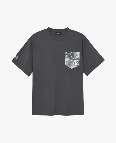  MLB – Unisex Short-Sleeve Crewneck T-Shirt Vintage Monogram 